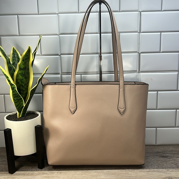 Kate Spade zip top tote - Picture 2 of 3